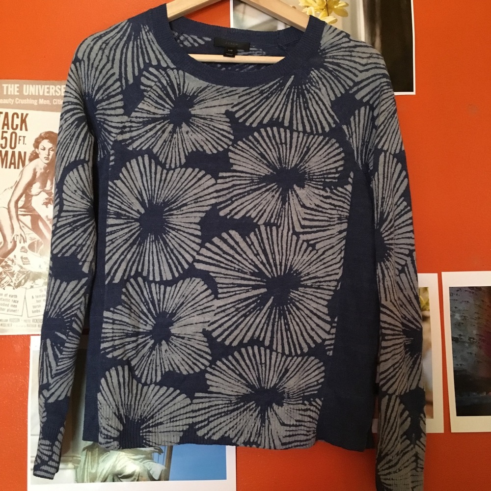 🐠🐳J. Crew Light Weight Long Sleeve Linen Top🐠🐳